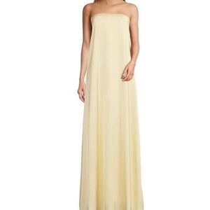 Antonio Melani
Lucia Shift Strapless Maxi Dress! Worn once for a wedding!